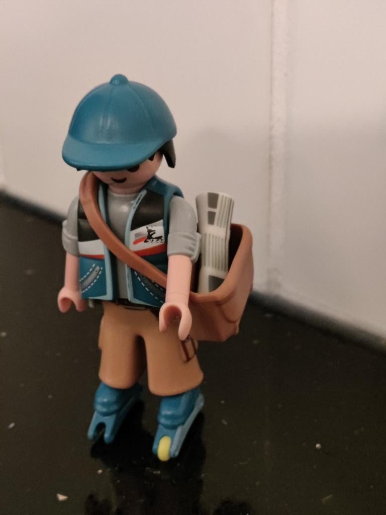 Playmobil krantenjongen, Ophalen of Verzenden, Gebruikt, Los playmobil