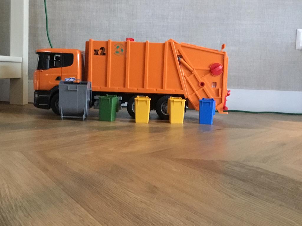 Brüder vuilniswagen, Kinderen en Baby's, Speelgoed | Speelgoedvoertuigen, Ophalen of Verzenden, Gebruikt
