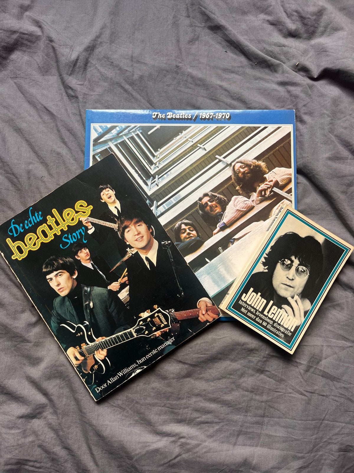 Beatles Lot: 2 Boeken & LP "1967-1970" (Blauwe Album), LP, Gebruikt, Pop, Ophalen of Verzenden