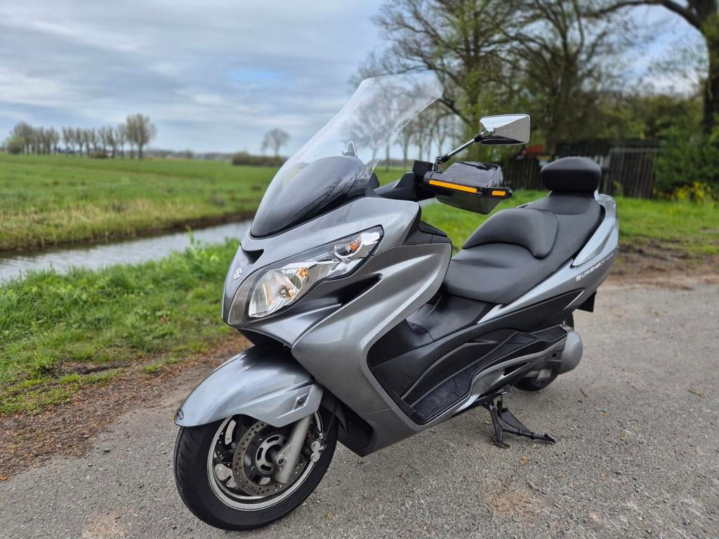 Suzuki Burgman 400 uit 2008, Motoren, Motoren | Suzuki, 400 cc, Scooter, Bedrijf, Minimaal motorrijbewijs A2