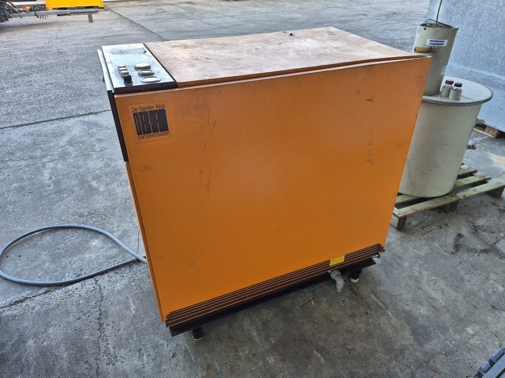 Alup Schroefcompressor SCR 25 Koeldroger Tank oliewaterschei, Zakelijke goederen, Machines en Bouw | Pompen en Compressoren, Ophalen