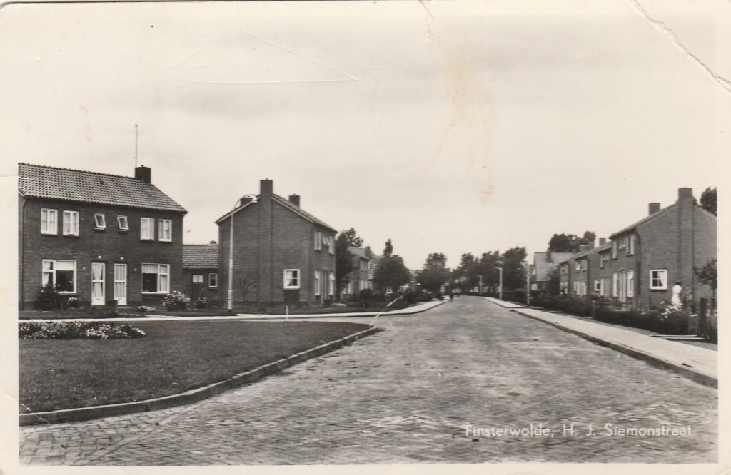 Finsterwolde  H.J.Siemonstraat, Ophalen of Verzenden, 1940 tot 1960, Gelopen, Groningen