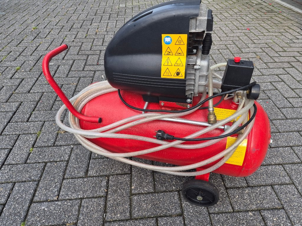 Compressor te koop, Minder dan 25 liter, Ophalen, Gebruikt, Minder dan 200 liter/min
