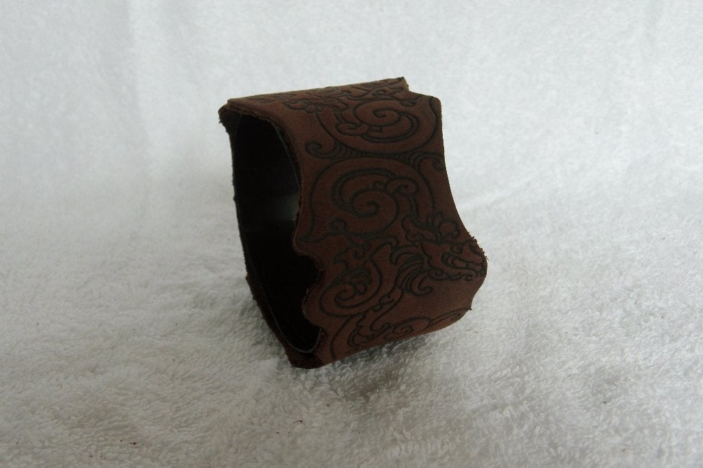 Leren Armband Bruin Embossed Gratis Verzending (866), Ophalen of Verzenden, Nieuw, Bruin, Leer