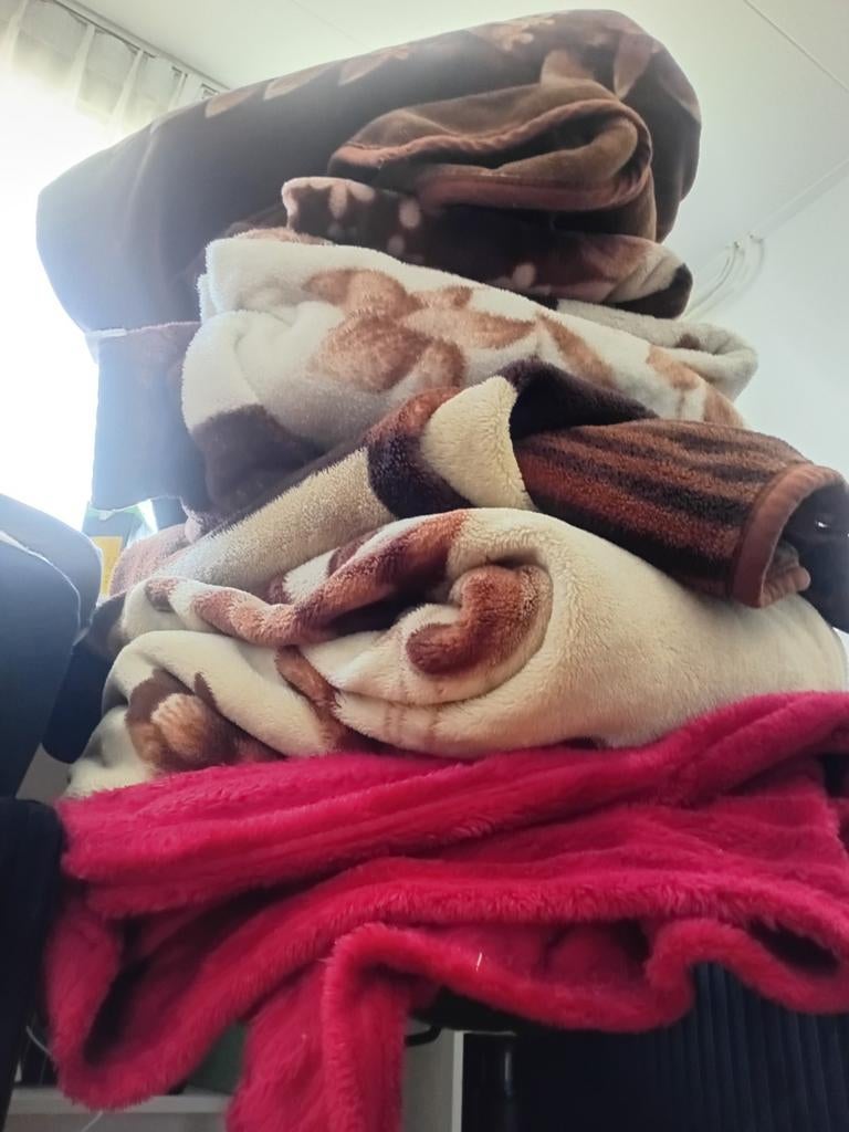 5 warme dekens. 20 euro voor alles gelijk ophalen, Ophalen of Verzenden