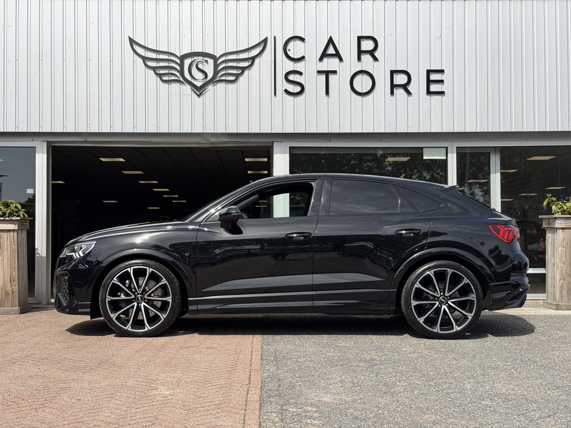 Audi RSQ3 Sportback TFSI RS |B&O|MATRIX|ALCANTARA|ACC|VIRTUA, Automaat, Gebruikt, 1675 kg, Zwart