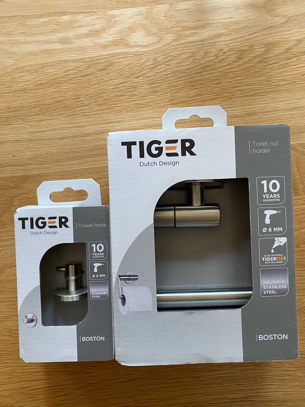 Tiger Boston toiletrolhouder en handdoekhaakje, Ophalen of Verzenden, Nieuw, Grijs