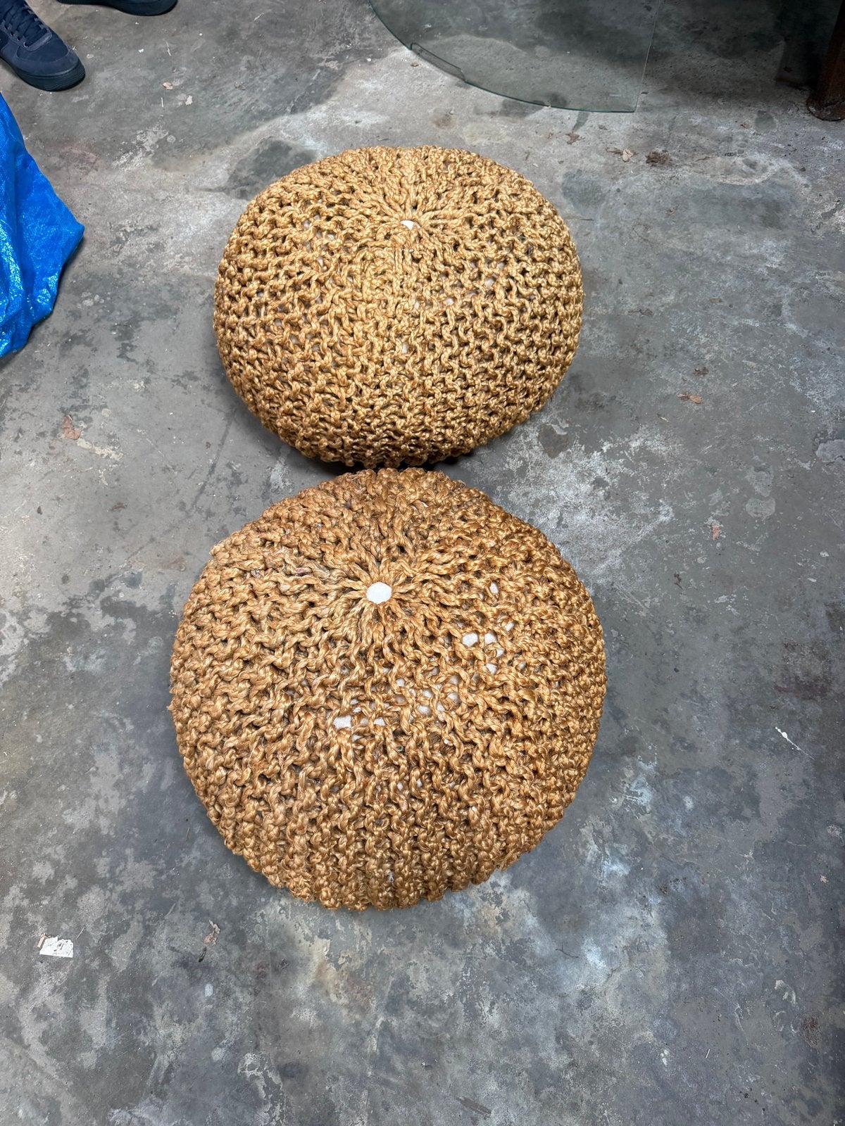 Set van 2 Jute Poefs - Handgemaakt en Comfortabel, Ophalen, Overige materialen, Gebruikt, Rond