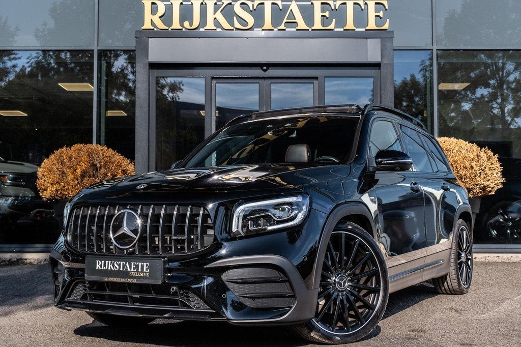 Mercedes GLB 35 AMG 4MATIC Premium 7p.|PANO|BURMESTER|360, Auto's, Mercedes-Benz, Automaat, 4 cilinders, 1655 kg, 7 stoelen