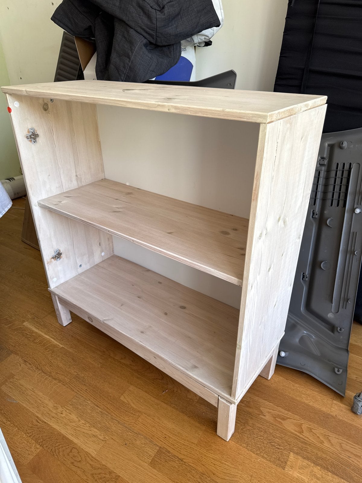 Houten kastje met planken - 87x35x77/95 cm, Huis en Inrichting, Ophalen, Met plank(en), Gebruikt, 50 tot 100 cm