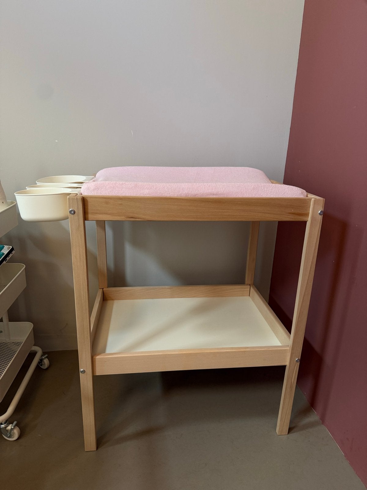 IKEA SNIGLAR — Changing table, beech/white, 53x72x87 cm, Kinderen en Baby's, Badjes en Verzorging, Zo goed als nieuw, Aankleedkussen