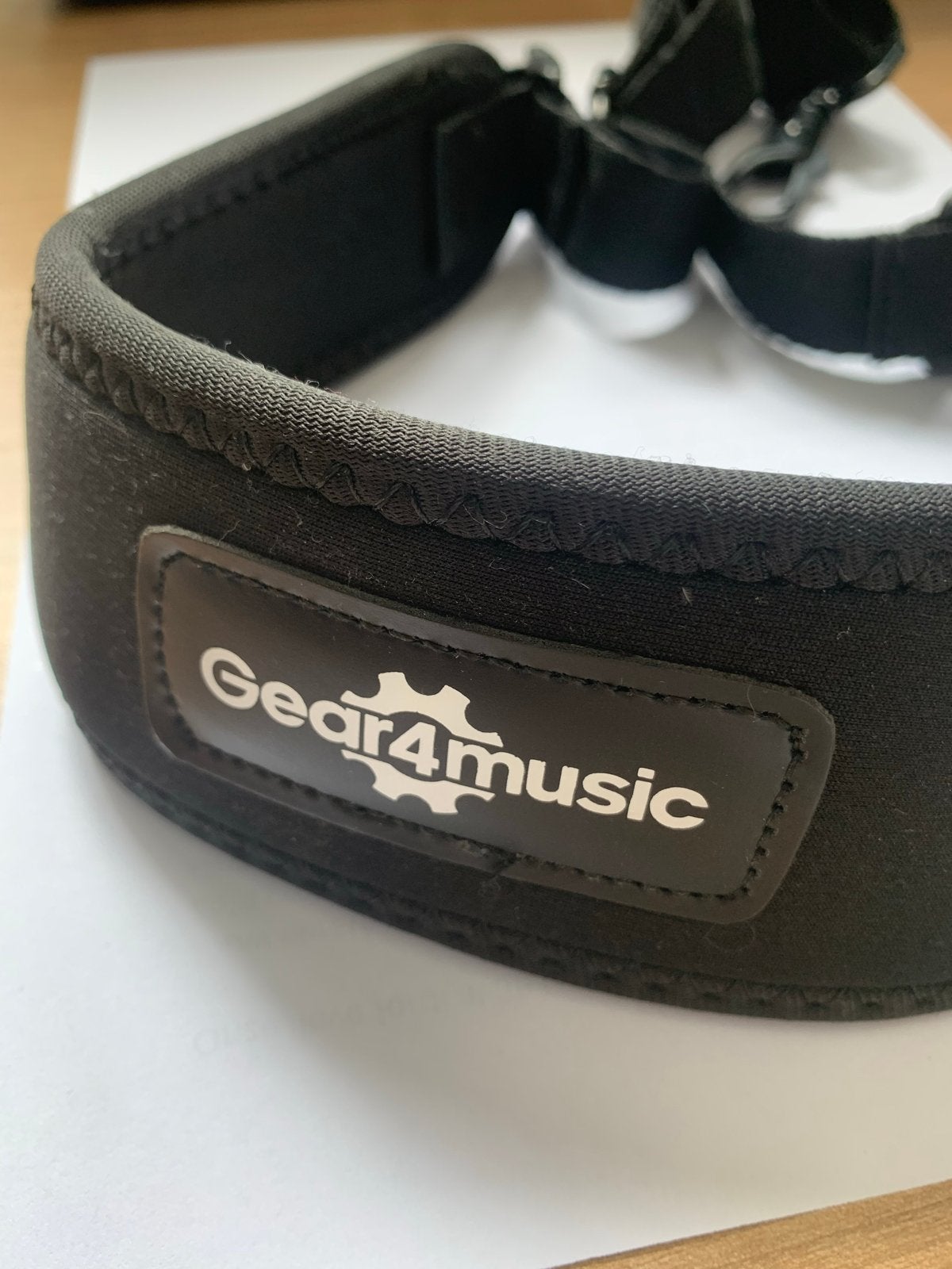 Zwarte zachte nekband voor altsaxofoon - Gear4Music, Muziek en Instrumenten, Blaasinstrumenten | Overige, Ophalen of Verzenden