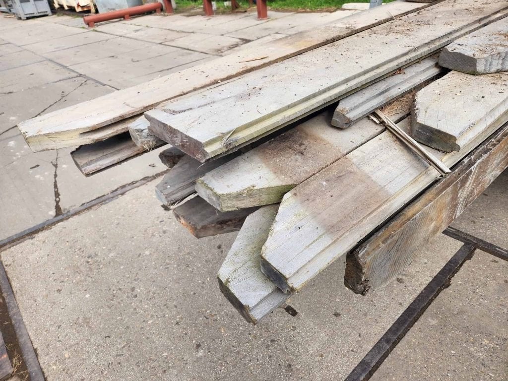 136 - Hardhouten planken voor beschoeiing, Ophalen, Gebruikt, Planken, Hardhout