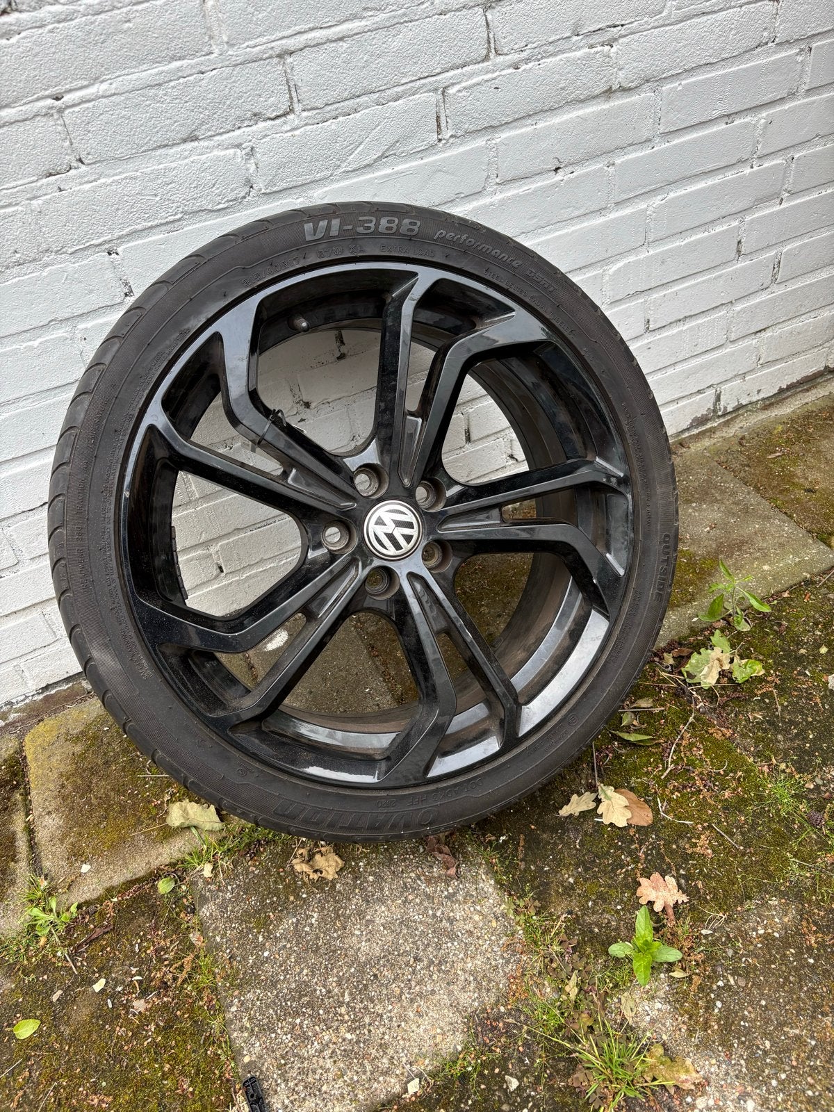 1 stuk Velg met band - VW Golf 8 R-Line, Ophalen of Verzenden, Gebruikt