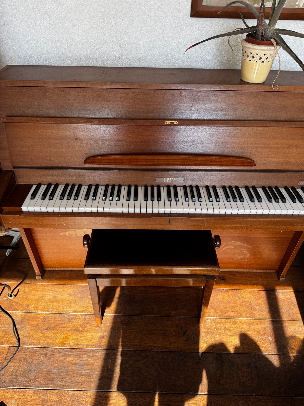 Rippen piano met bijpassende kruk,  af te halen, Ophalen, Gebruikt, Bruin
