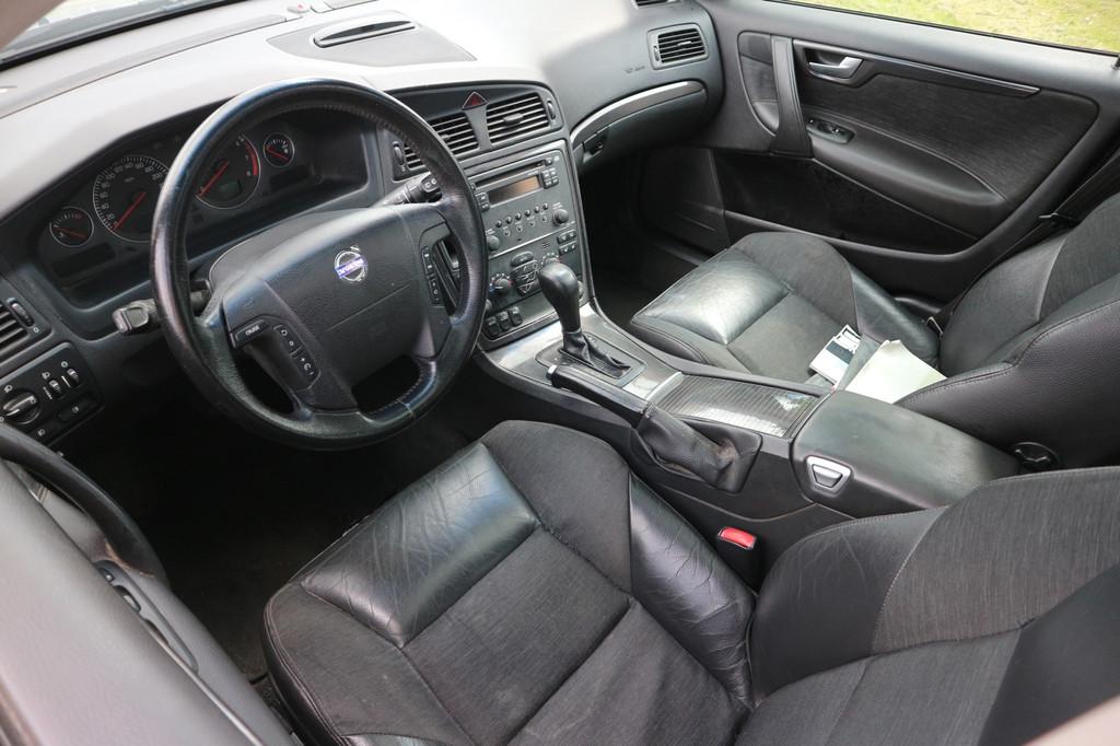 Volvo V70 2.4 Summum / LPG / AUTOMAAT / FACELIFT / RIJDT TOP, Auto's, Volvo, 1553 kg, 2435 cc, 170 pk, Euro 4