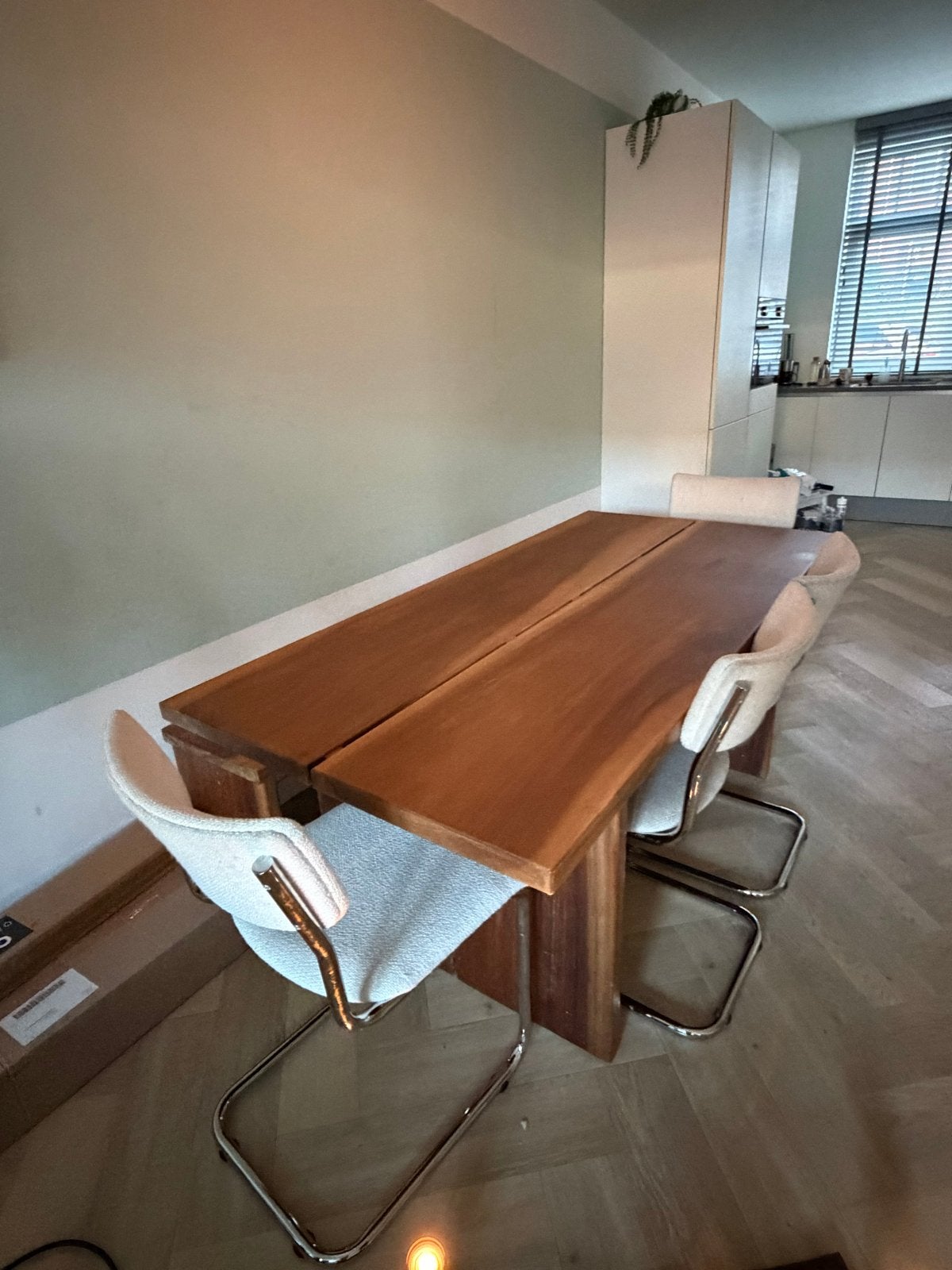 Suarhouten eettafel met stoelen en houten bank, Ophalen, Gebruikt, 50 tot 100 cm, Vijf personen of meer