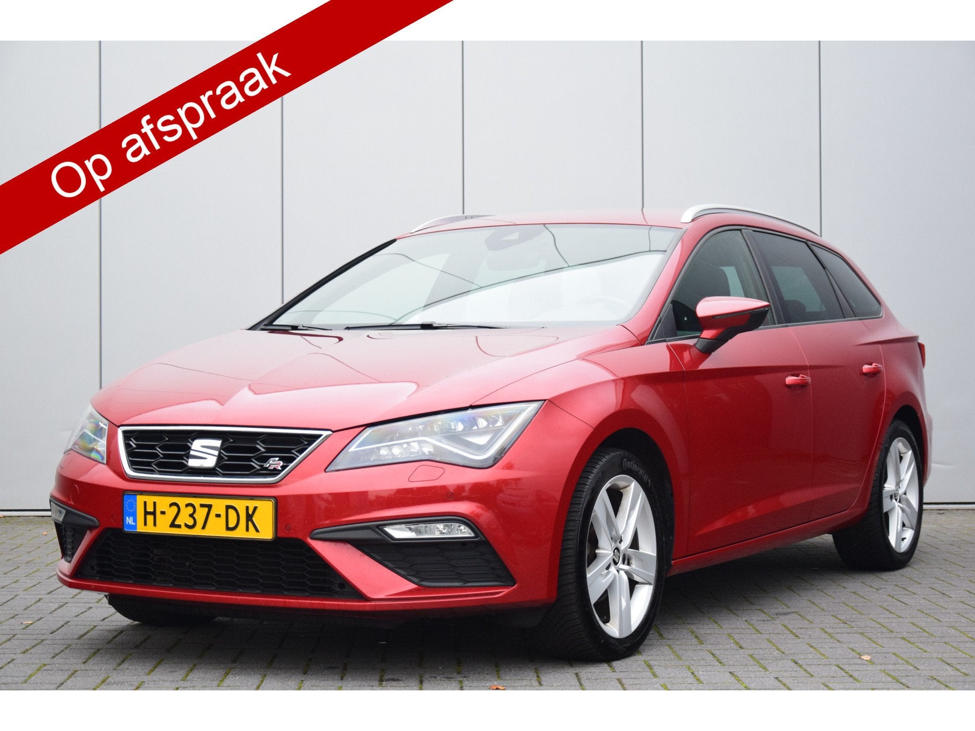 SEAT Leon ST 1.0 TSI FR Ultimate Edition Priv/Glass Stoelver, Auto's, Stof, Gebruikt, Leon, 49 €/maand