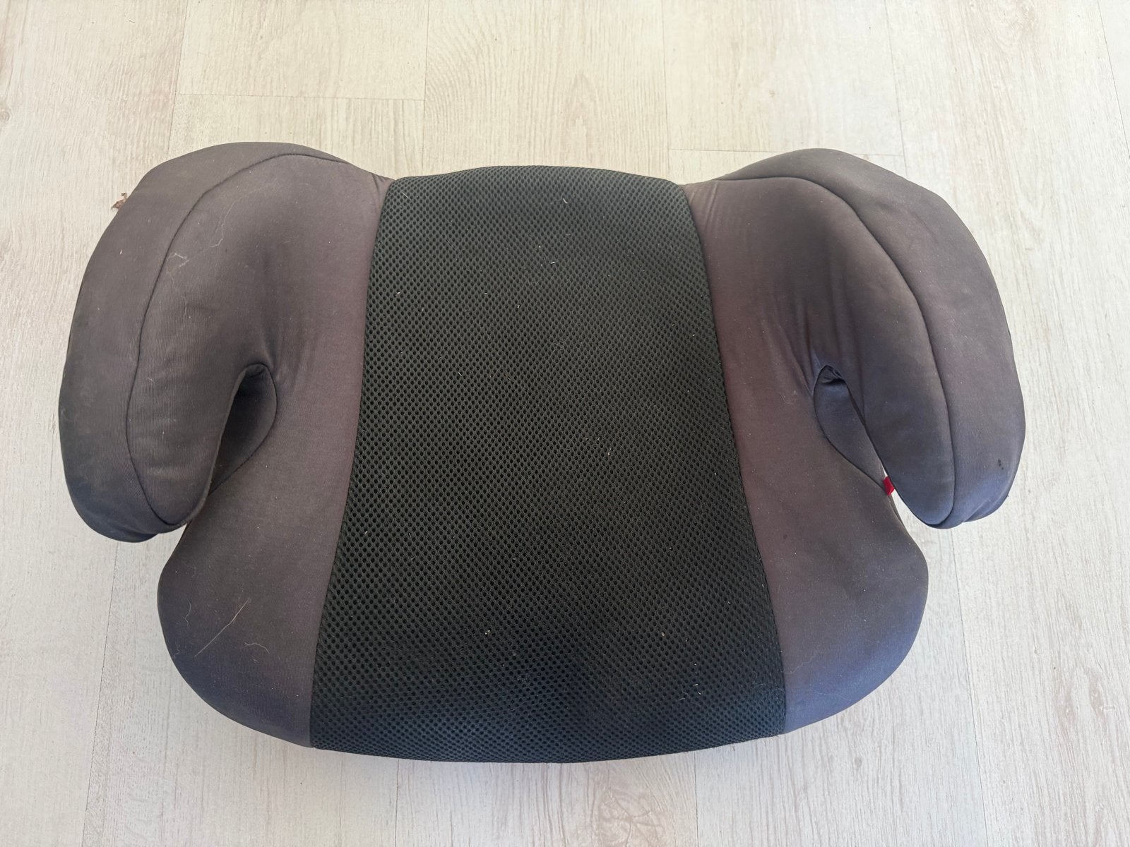 Stoelverhoger met Isofix - Titaniumbaby, Gebruikt, 15 t/m 36 kg, Isofix, Ophalen