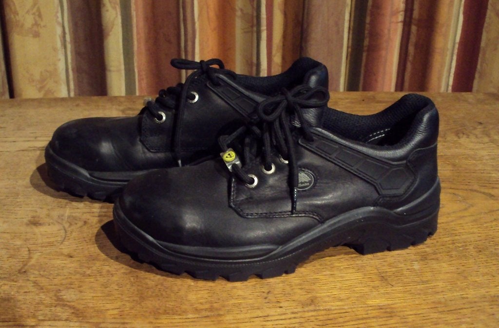 Werkschoenen maat 42, Ophalen of Verzenden, Zo goed als nieuw