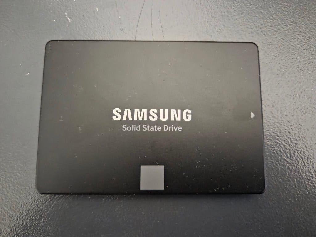 Samsung SSD's 860 EVO 500GB, Computers en Software, Intern, Gebruikt, 500gb, -