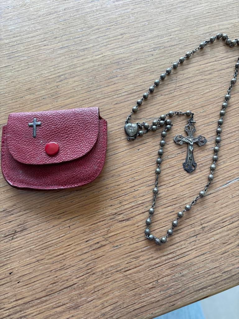 Rozenkrans met etui - Vintage religieus item, Ophalen of Verzenden