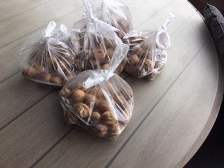 WALNOTEN TE KOOP, Ophalen
