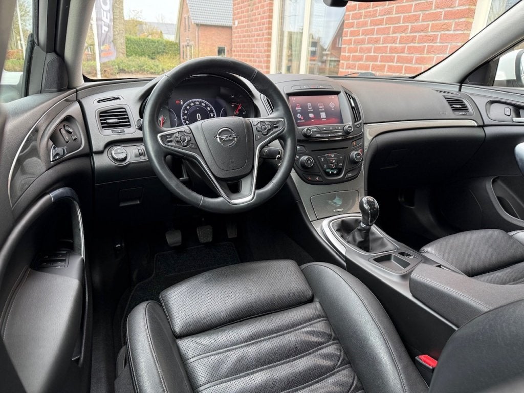 Opel Insignia 1.4 T 140 PK EcoF. Bns+ LEER / STOELVERW / STU, Auto's, Voorwielaandrijving, 730 kg, 4 cilinders, Automatische klimaatregeling