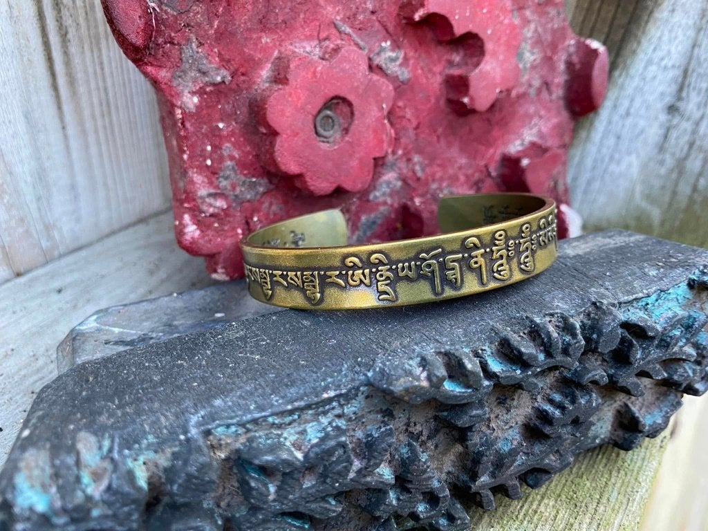 Super gave Tibetaanse mantra armband van koper., Ophalen of Verzenden, Nieuw, Overige materialen