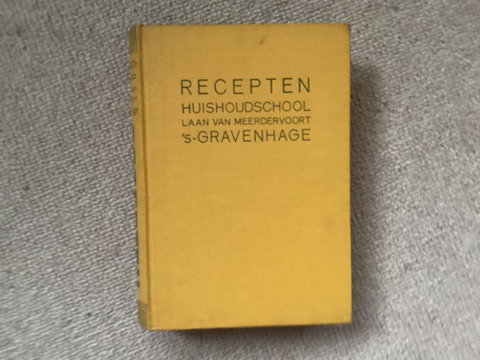 Recepten Huishoudschool Den Haag 1950, Ophalen of Verzenden, Zo goed als nieuw