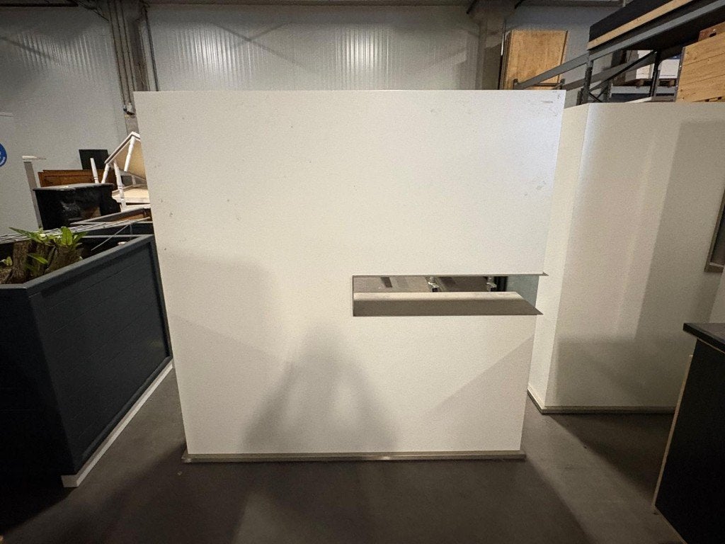 Verrijdbare witte scheidingswand met opening (€75) WEG = WEG, Ophalen, Gebruikt