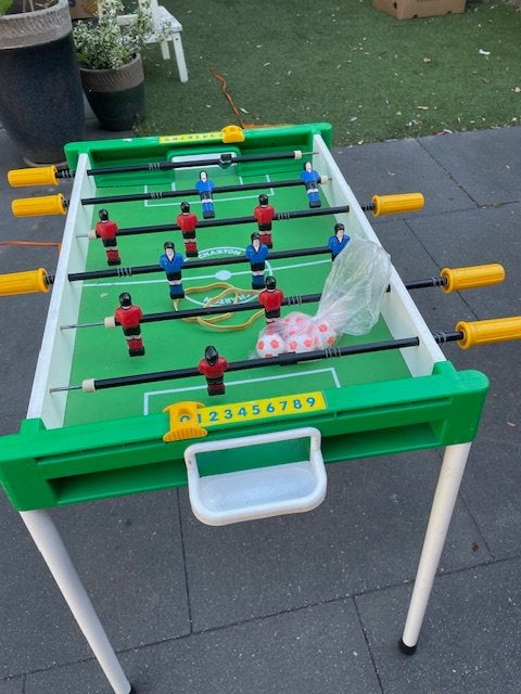 voetbalspel voor kinderen, Hobby en Vrije tijd, Drie of vier spelers, Ophalen, Gebruikt