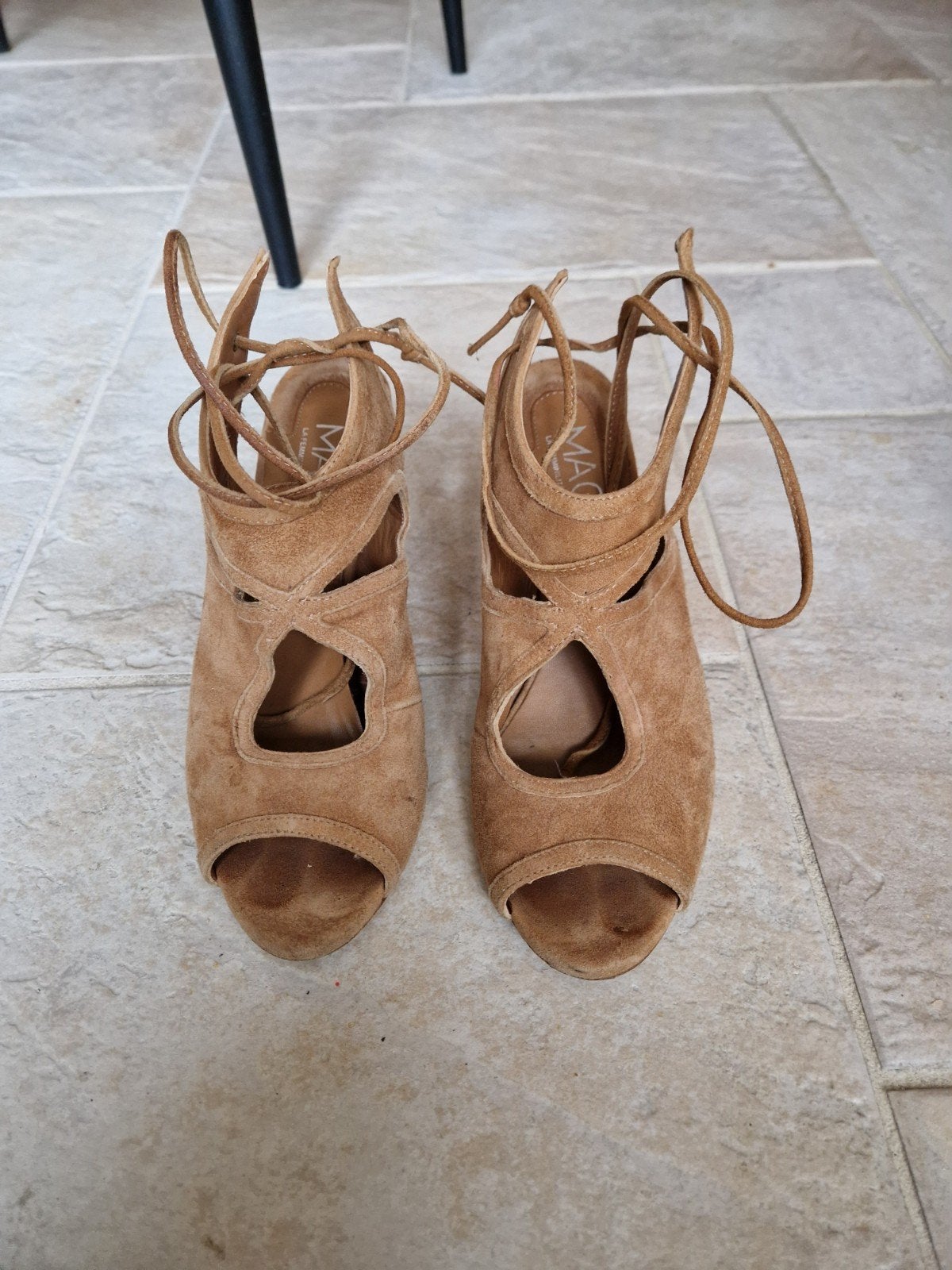 Te koop bruine suede damesschoen, maat 37, merk Mace, Mace, Bruin, Ophalen of Verzenden, Zo goed als nieuw