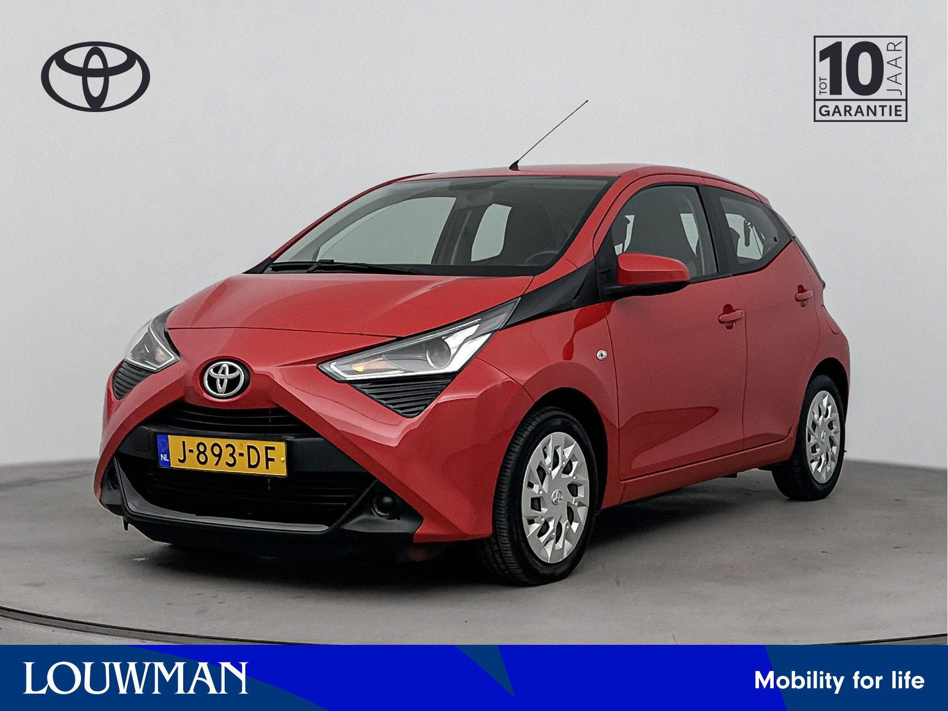 Toyota Aygo 1.0 VVT-i x-play | Apple Carplay / Android Auto, Voorwielaandrijving, Stof, Gebruikt, 4 stoelen