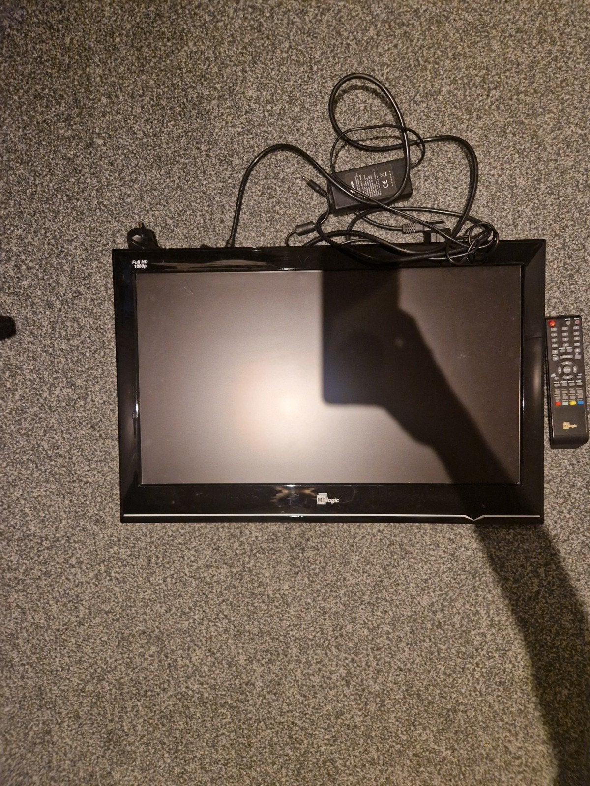 MT Logic 60 cm Full HD LED TV met afstandsbediening, Overige merken, 50 Hz, Ophalen of Verzenden, Gebruikt