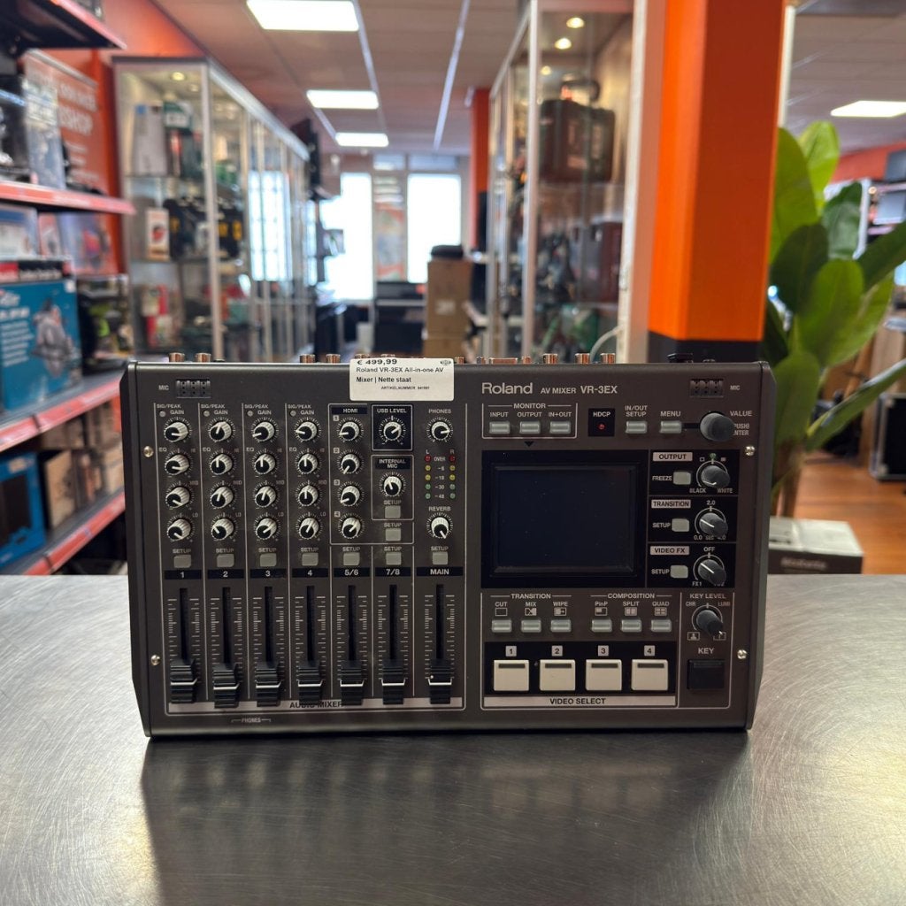 Roland VR-3EX All-in-one AV Mixer | Nette staat, Roland, Zo goed als nieuw, Support@roland.com, 10910 Culver Blvd
Culver City, CA 90230
USA