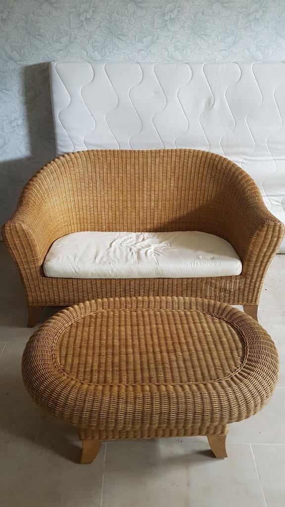 Rotan set, bankje en salontafel, Ophalen, 150 tot 200 cm, Tweepersoons, 75 tot 100 cm