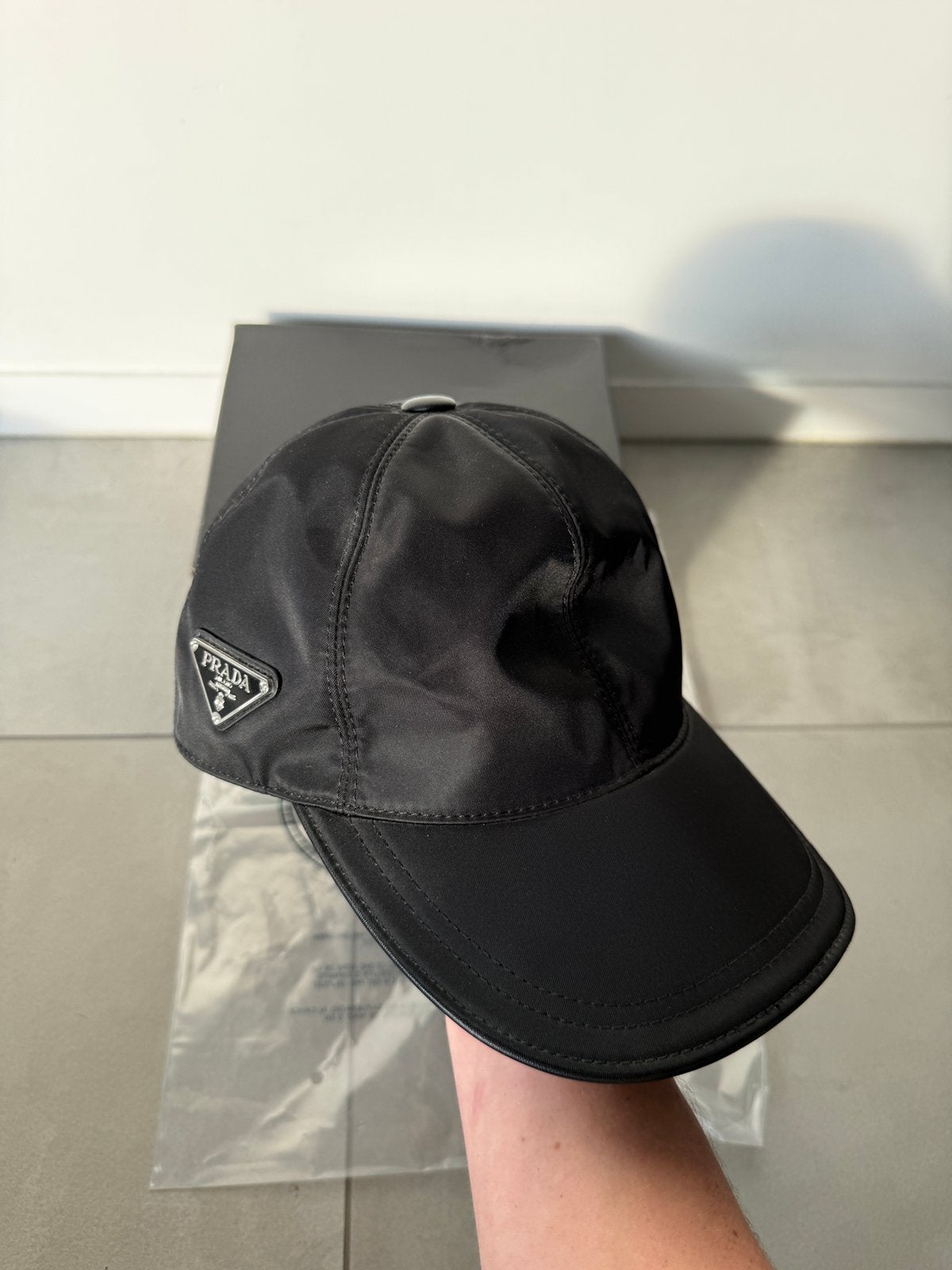 Prada pet, Kleding | Heren, Hoeden en Petten, Ophalen, Zo goed als nieuw, 57 cm (M, 7⅛ inch) of minder, Pet