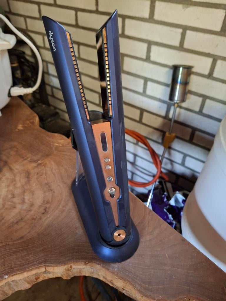 Dyson Corrale stijltang - zo goed als nieuw, Sieraden, Tassen en Uiterlijk, Ophalen of Verzenden, Zo goed als nieuw, Krultang of Stijltang