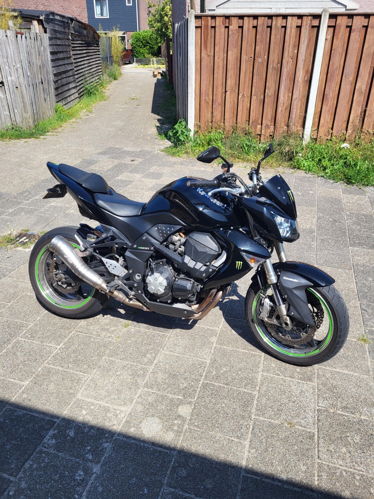 Kawasaki Z750 - Krachtige Naked Bike met Sportuitlaat, Motoren, Sportuitlaat, 4 cilinders, Motorrijbewijs A, Gebruikt