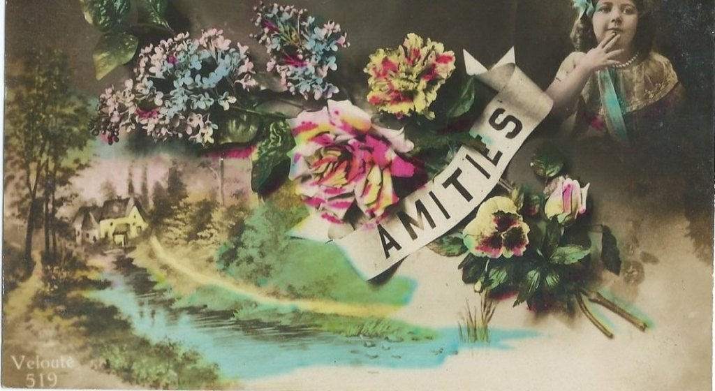 Antieke ansichtkaart: Bloemen, meisje en landschap, 'Amities, Ophalen of Verzenden, Voor 1920, Gelopen, Overige thema's