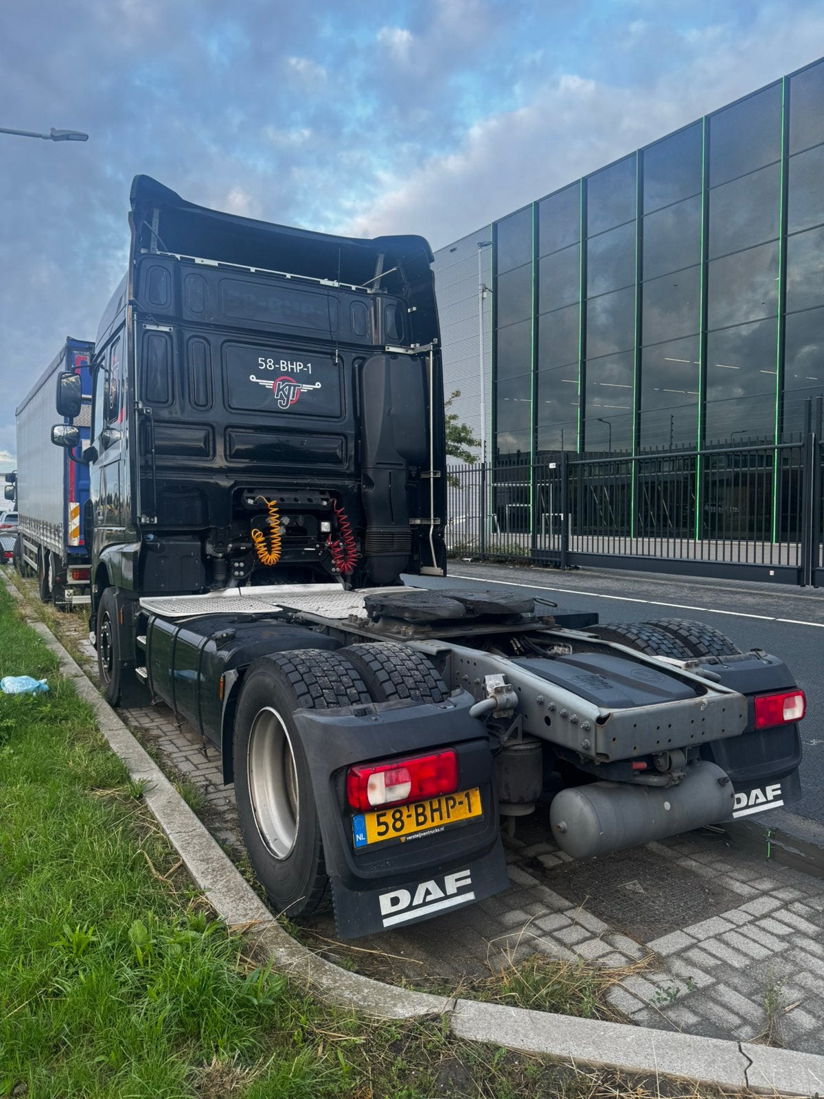 Daf XF 460 FT ADAPCRUISE LICHTBAR NIEUWE BEURT+BANDEN+ACCUS, Auto's, Bedrijf, Diesel, 2 stoelen, DAF