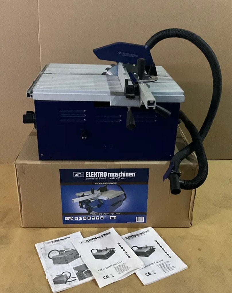 Grote tafelcirkelzaag nog nieuw in doos, Doe-het-zelf en Verbouw, Gereedschap | Zaagmachines, Ophalen, Cirkelzaag, 70 mm of meer