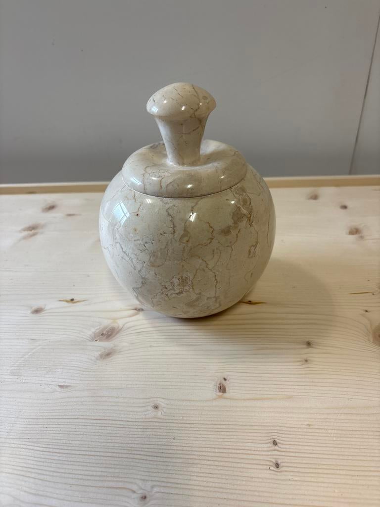 Decoratieve marmeren pot met deksel, Ophalen of Verzenden, Zo goed als nieuw