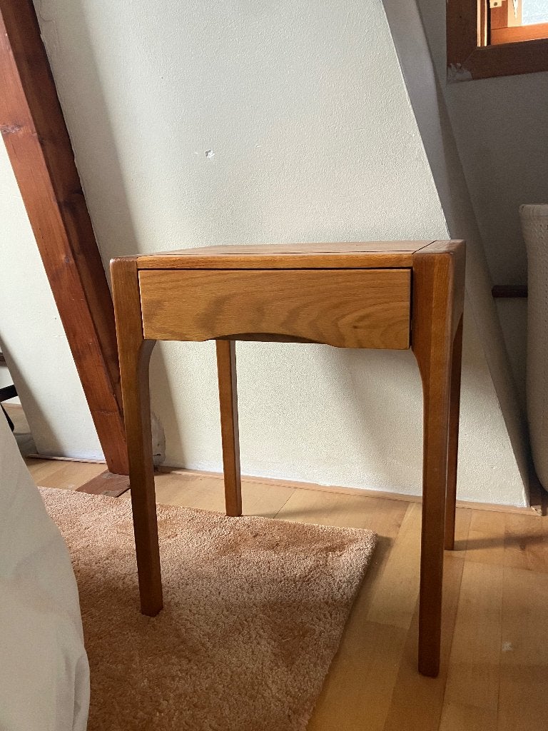 Zara Home Nachtkastje - Hout met lade, Huis en Inrichting, Ophalen, Minder dan 45 cm, 55 tot 70 cm, Zo goed als nieuw