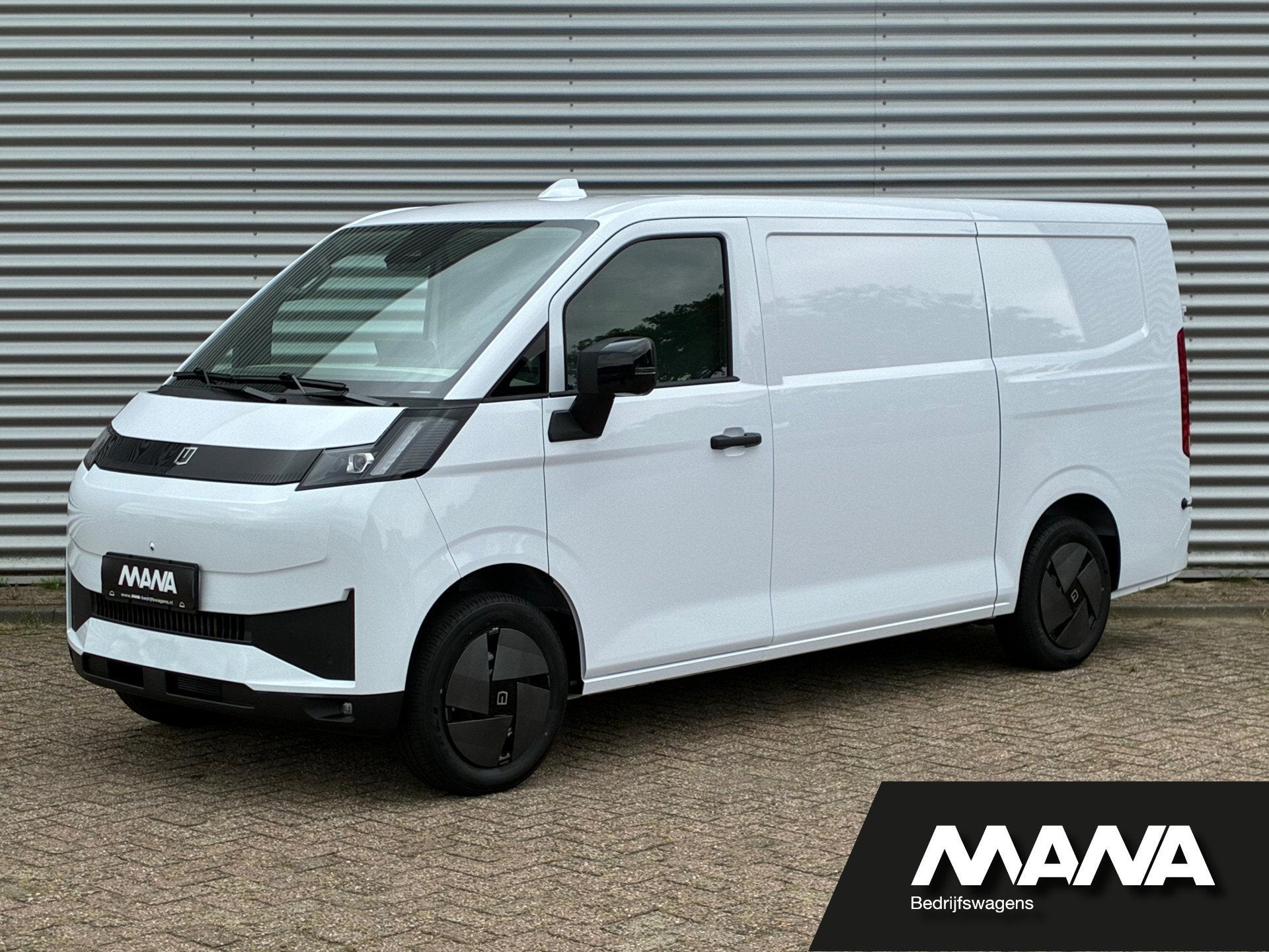 Farizon V7E 67 kWh MANA MANIAC DEAL 34999,99 RIJKLAAR!, Auto's, Bestelauto's, Stof, 1907 kg, 67 kWh, Nieuw