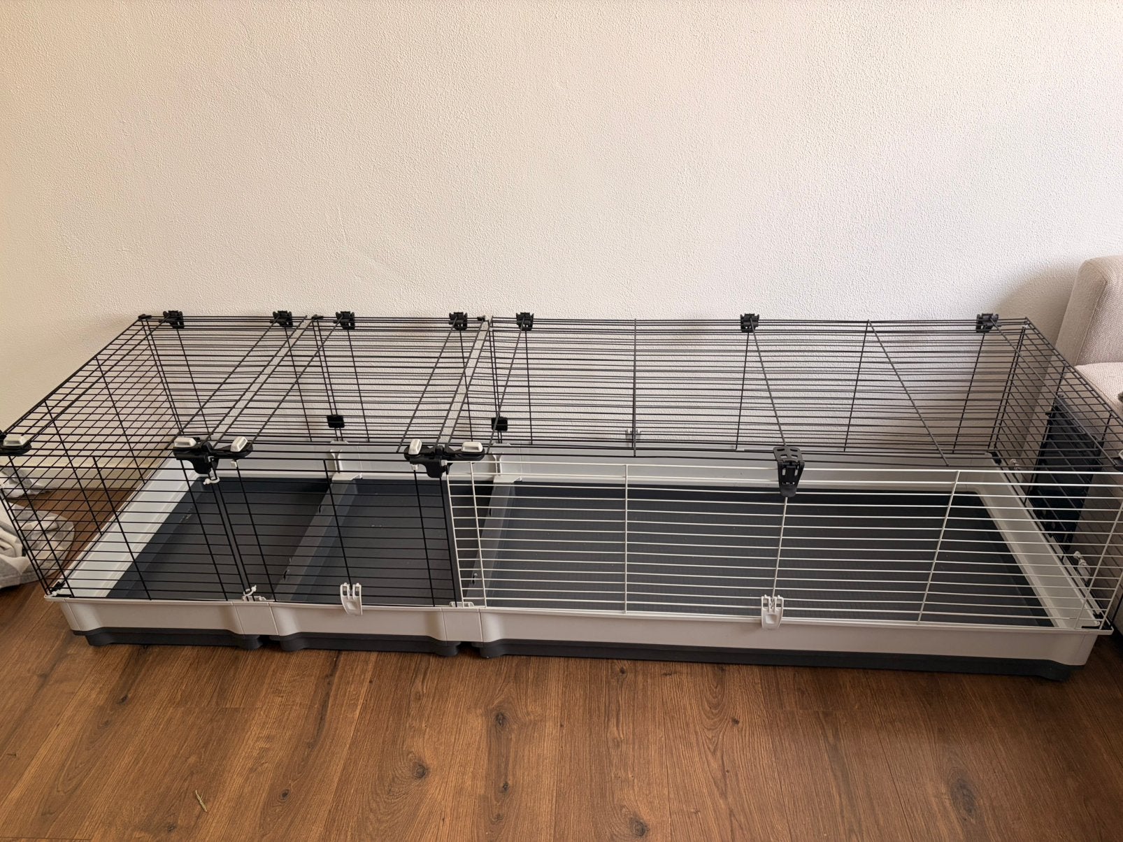 Grote konijnenkooi met transportbox en accessoires, Kooi, 110 cm of meer, Zo goed als nieuw, Ophalen