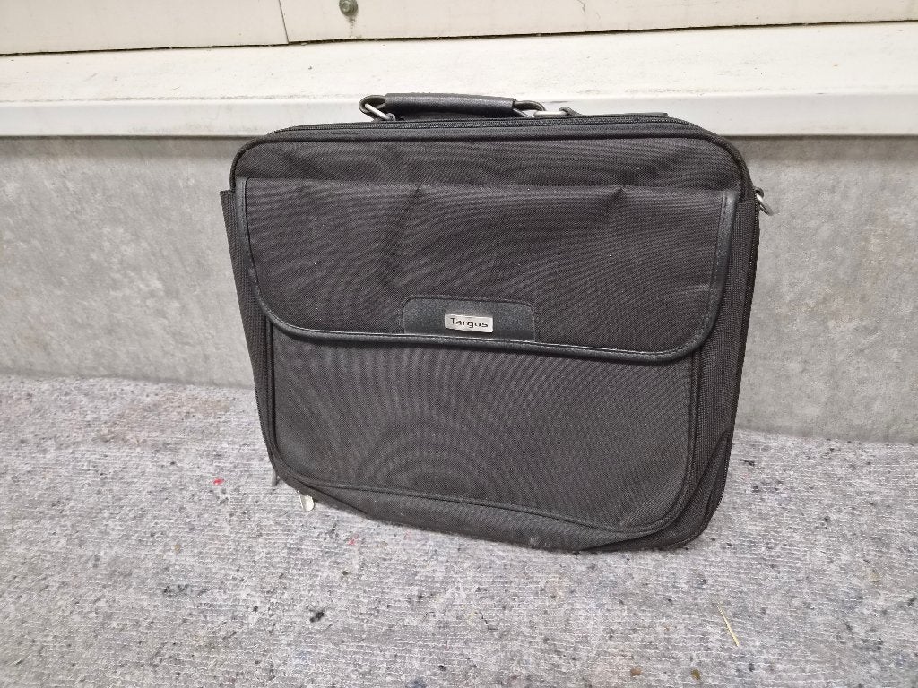 Targus laptoptas zwart, 17 inch of meer, Ophalen of Verzenden, Zo goed als nieuw, Targus