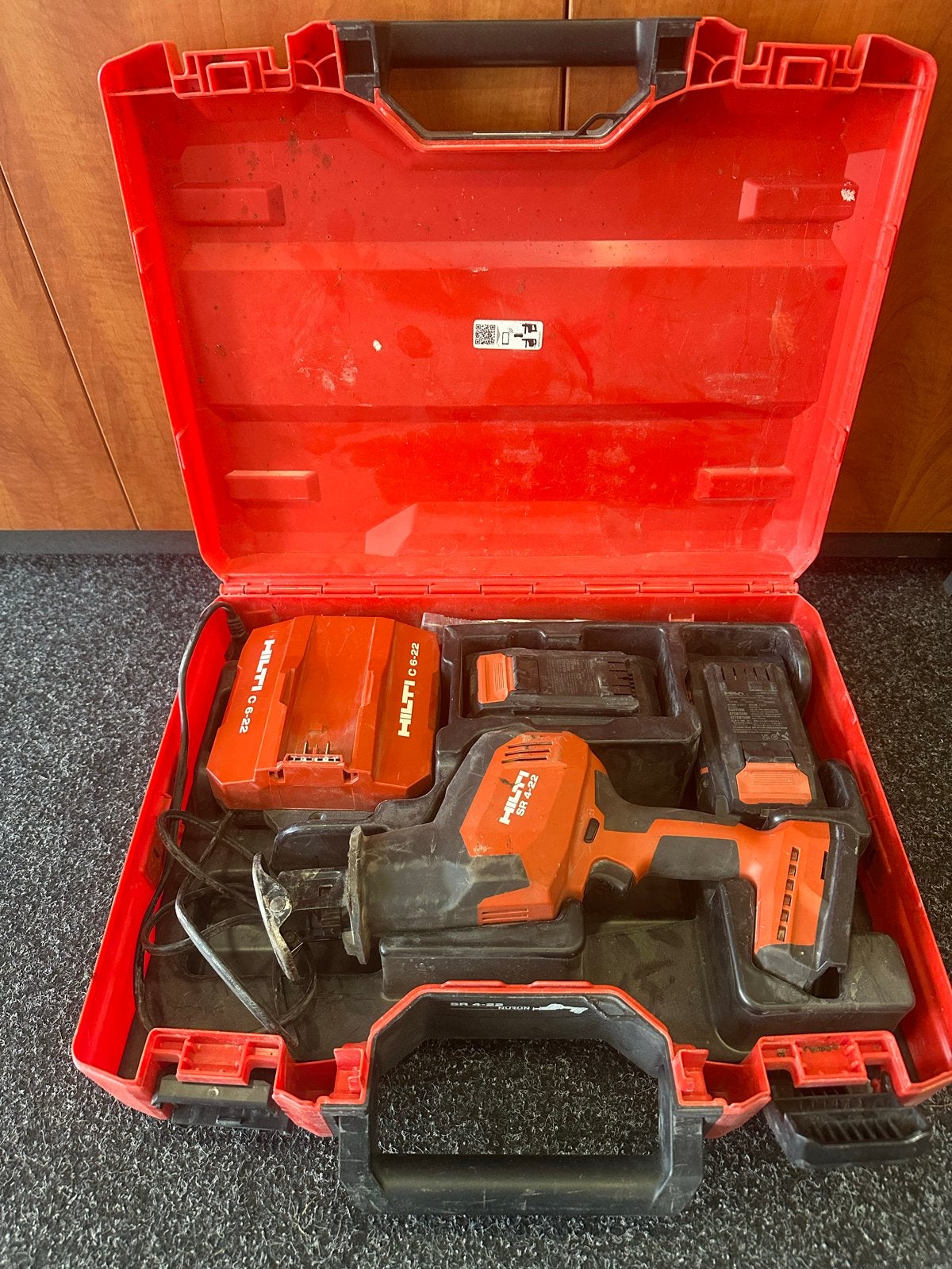 Hilti  Nuron SR 4-22 Reciprozaag met Accu en Oplader, Variabele snelheid, Overige typen, Ophalen of Verzenden, Gebruikt