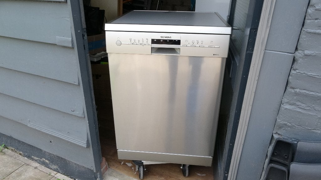 Vaatwasser 60cm Siemens kleur zilver, Ophalen, Gebruikt, Energieklasse A of zuiniger, 85 tot 90 cm